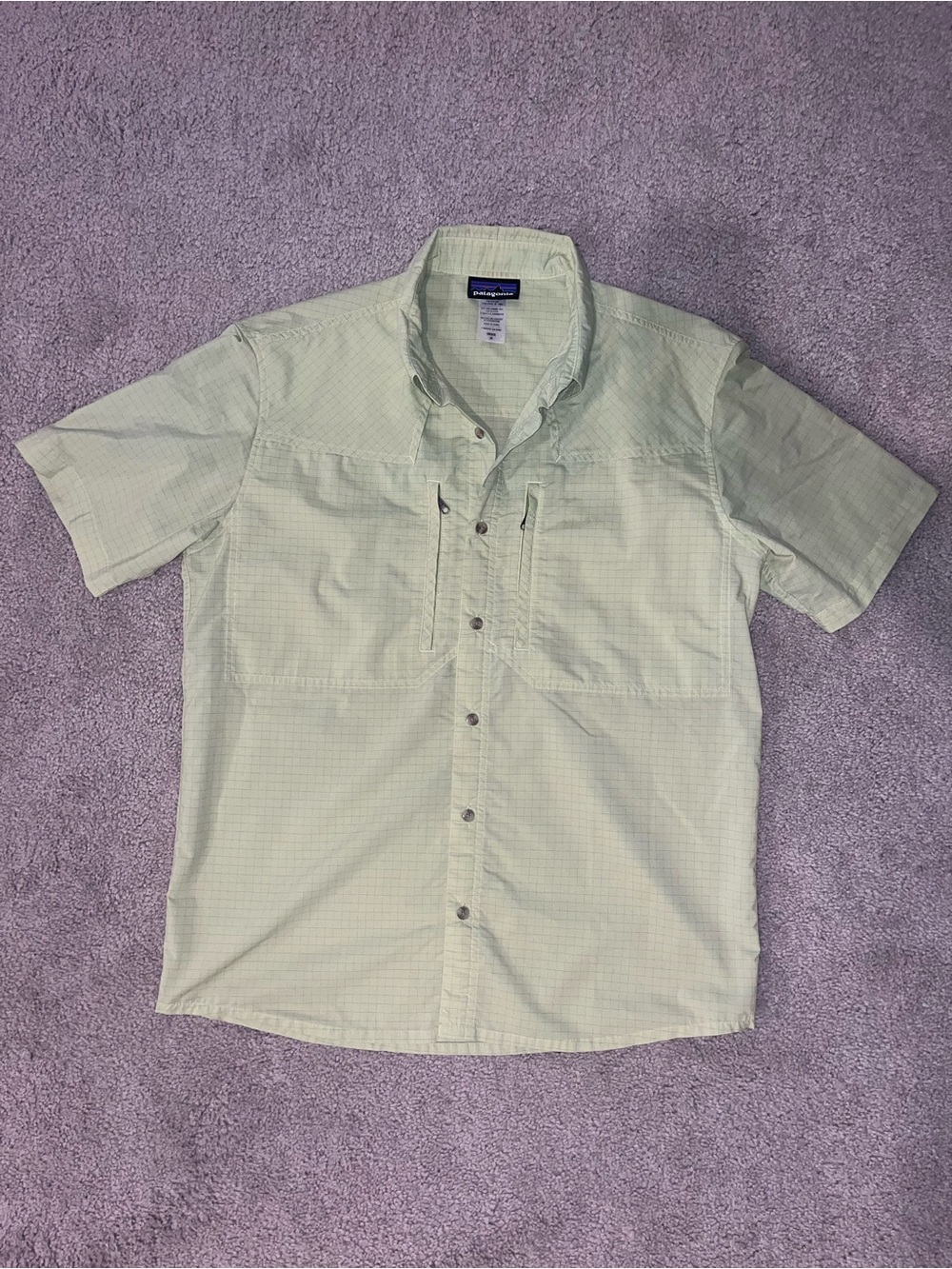 Men’s Patagonia Short Sleeve Button Down Double Zippered Pockets Outdoor Spring